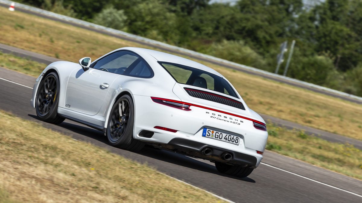 PORSCHE