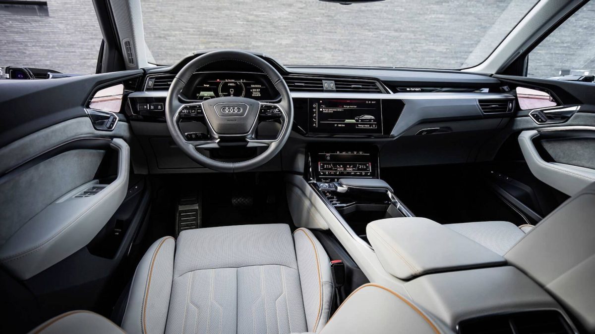 AUDI