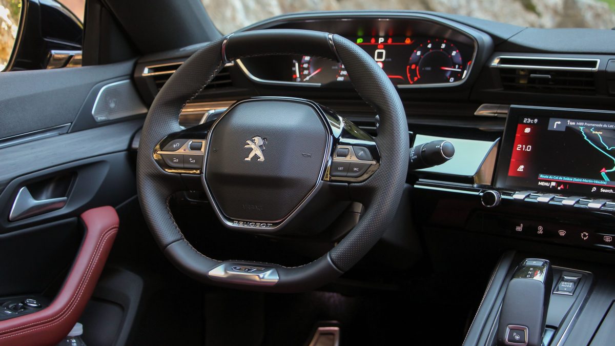 PEUGEOT 508