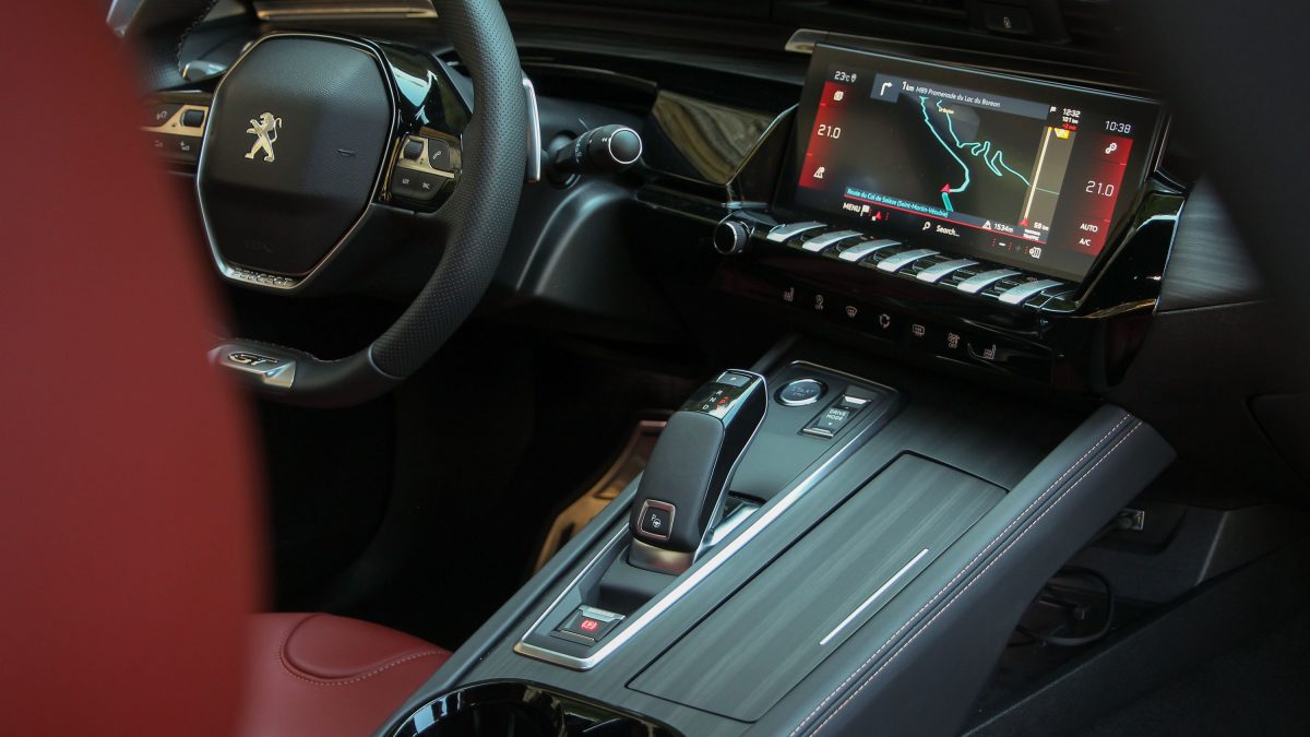 PEUGEOT 508