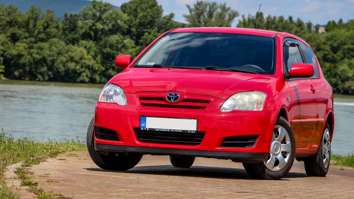 TOYOTA COROLLA