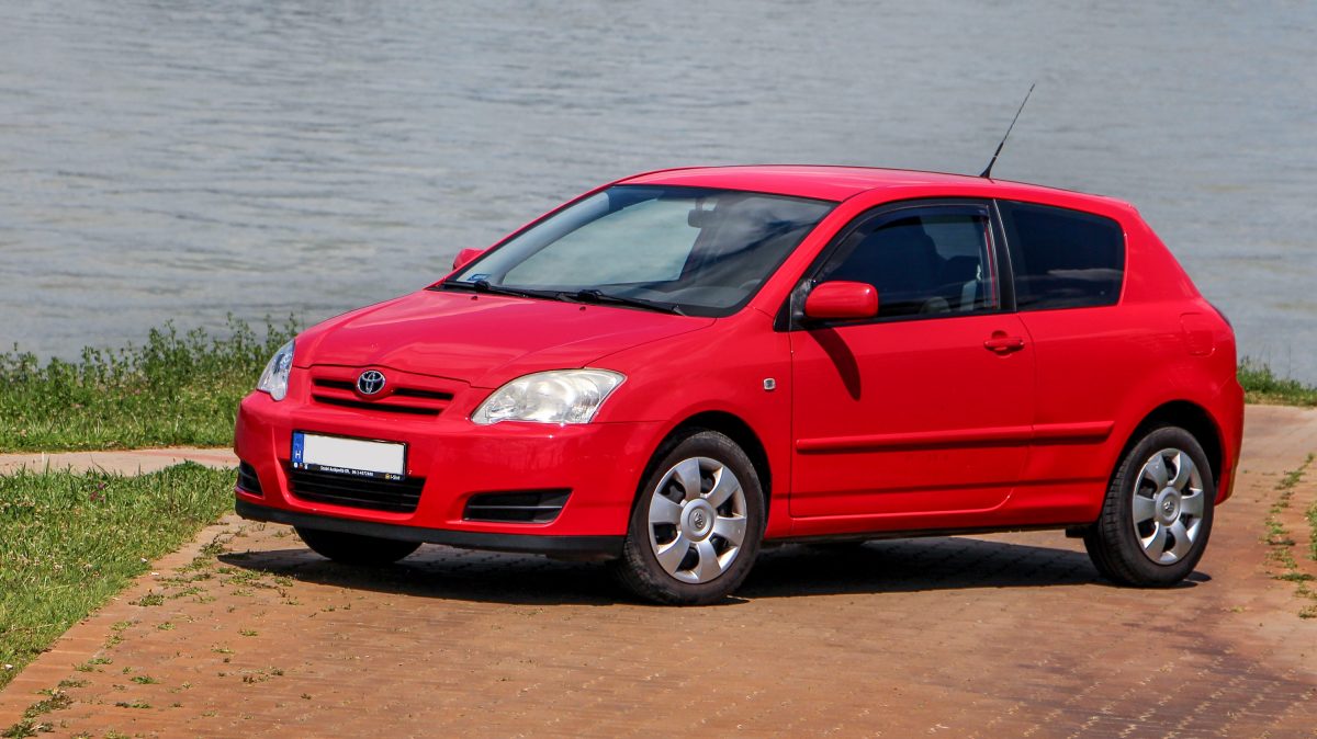 TOYOTA COROLLA