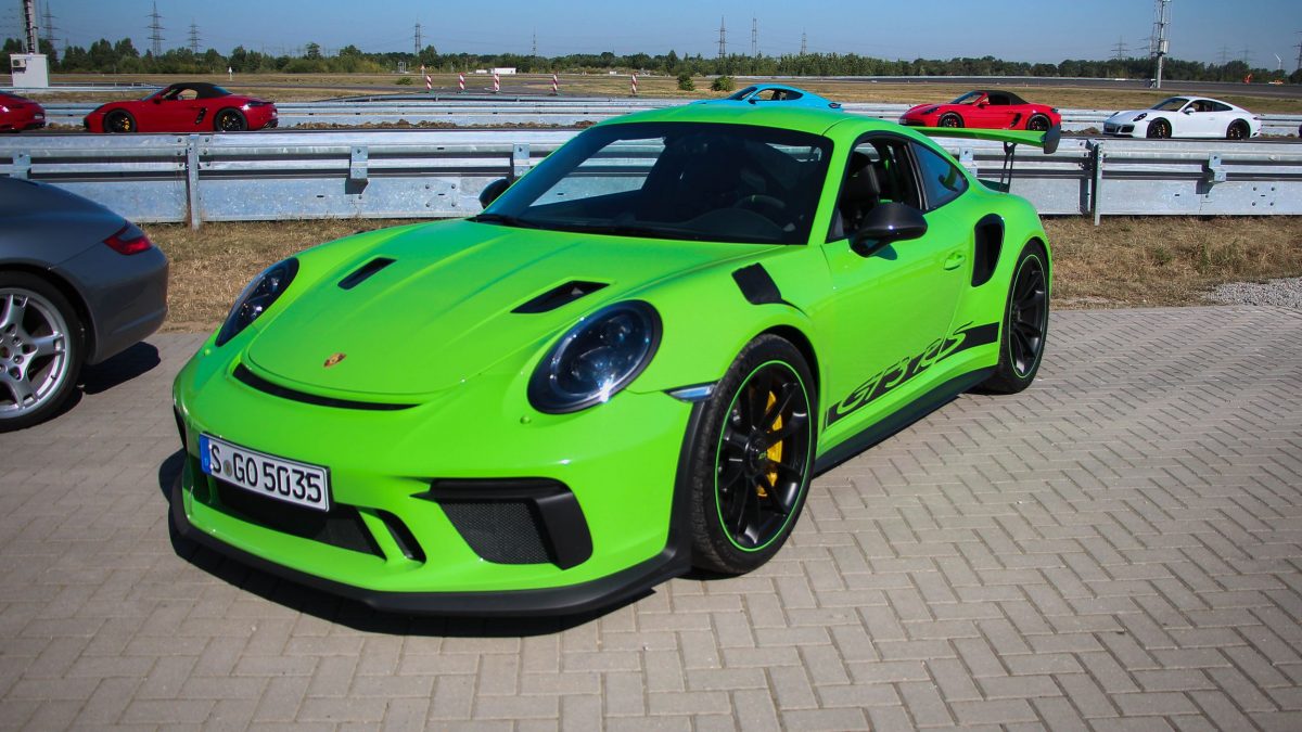 PORSCHE