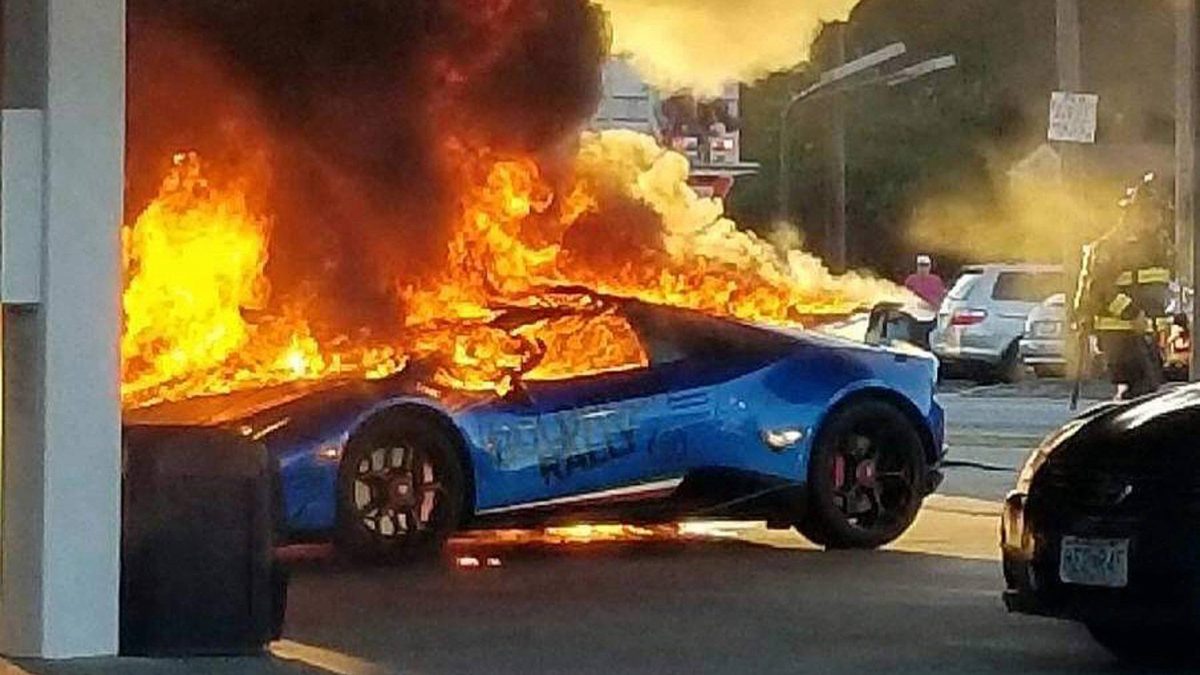 LAMBORGHINI HURACÁN