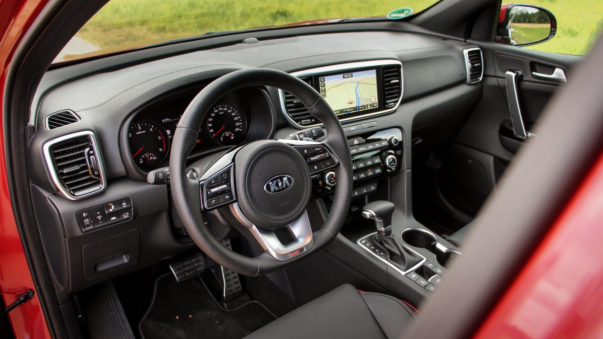KIA SPORTAGE