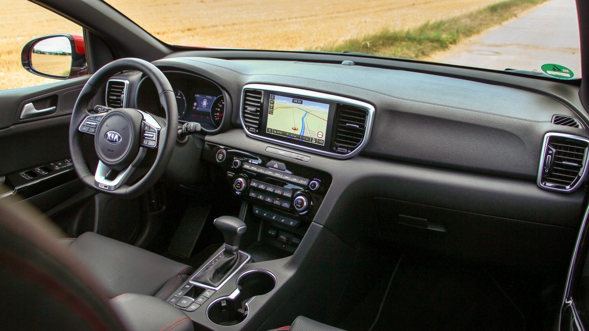 KIA SPORTAGE