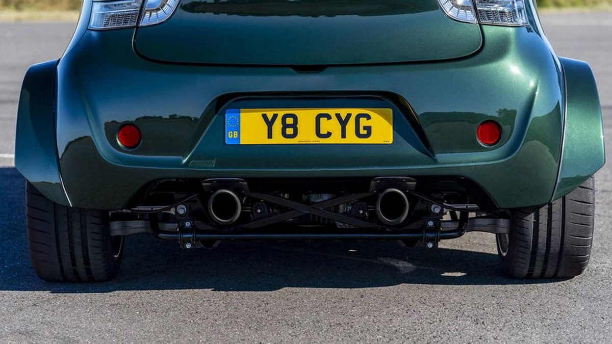 ASTON MARTIN CYGNET