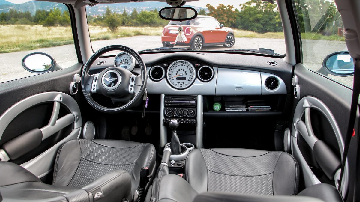 MINI COOPER
