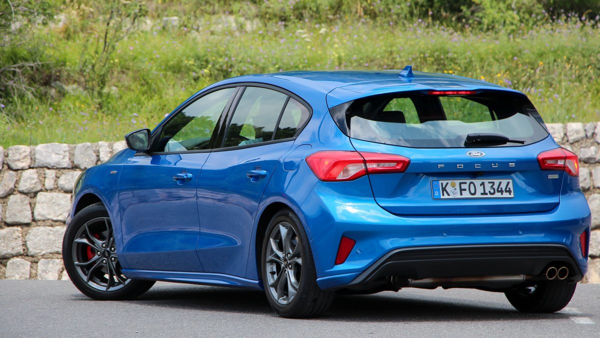 FORD FOCUS