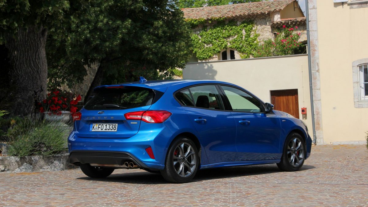 FORD FOCUS