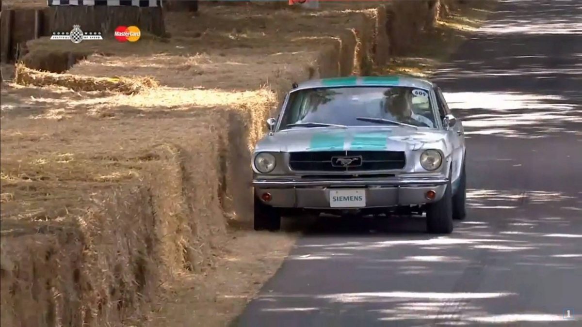 FORD (USA) MUSTANG