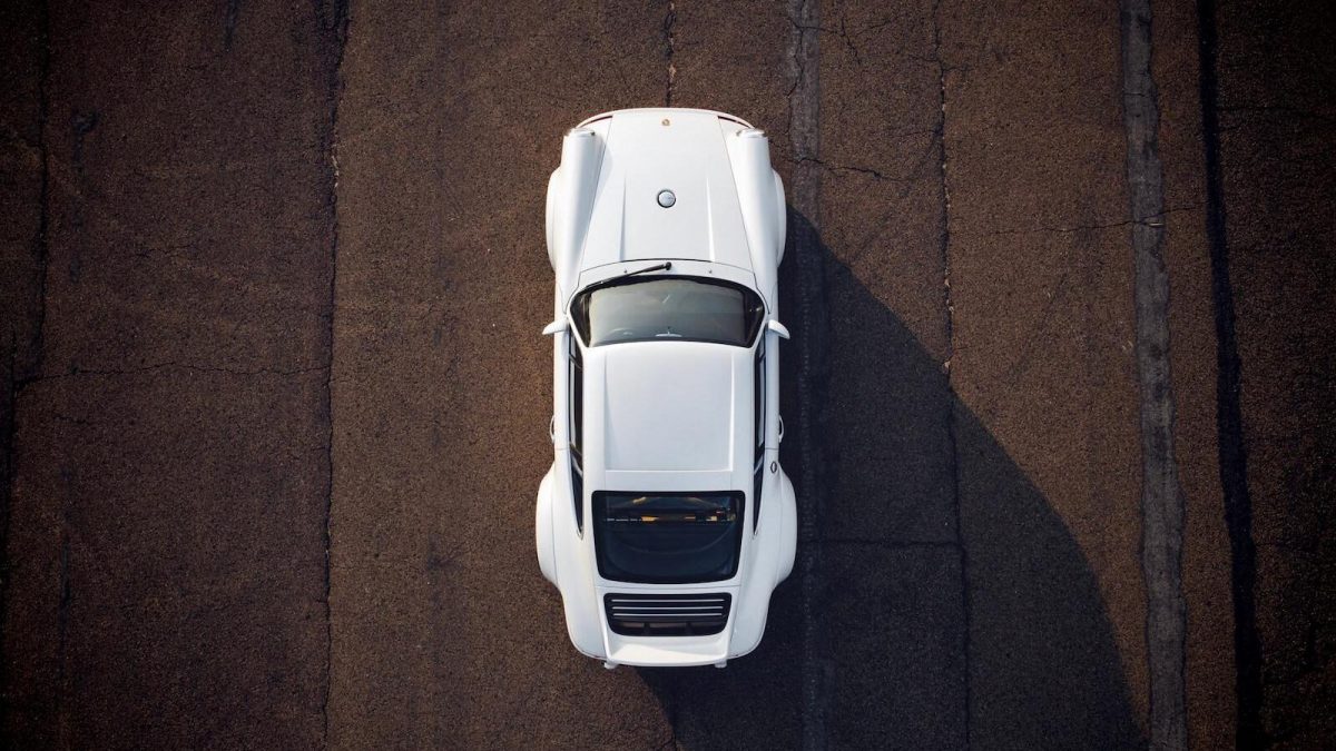 PORSCHE