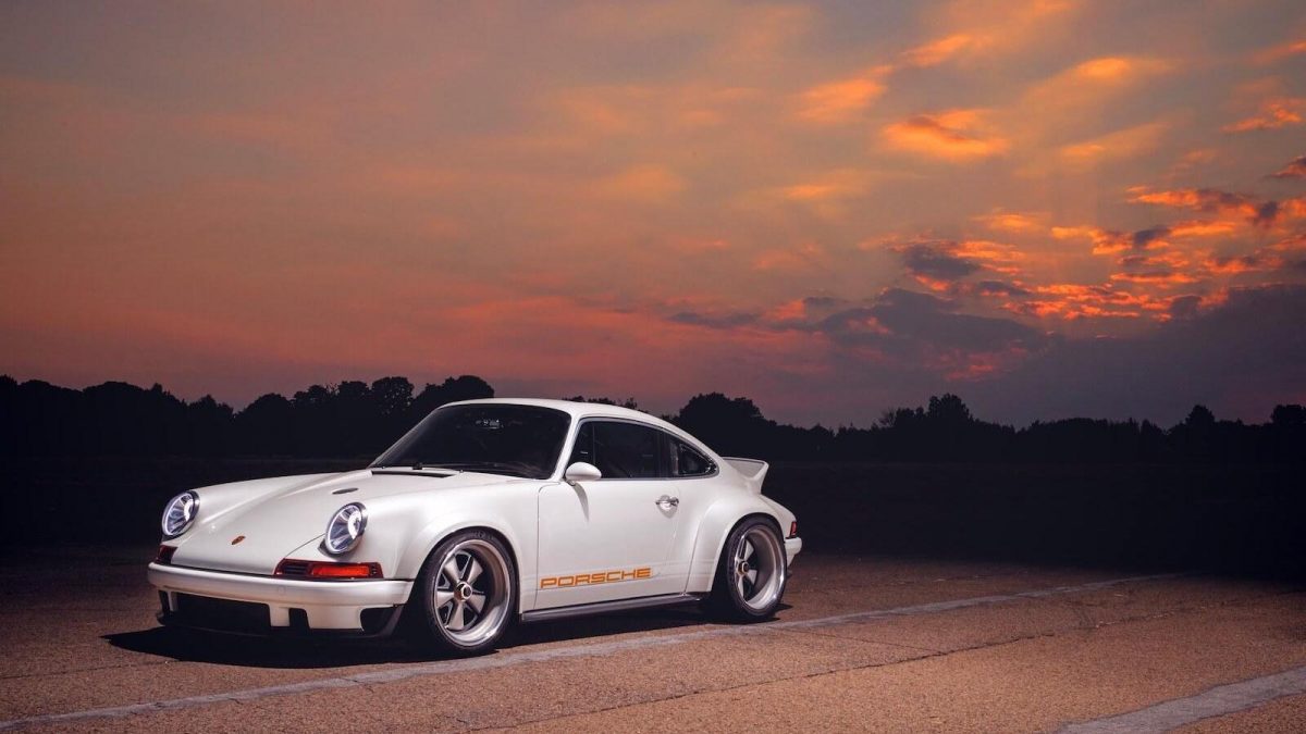 PORSCHE