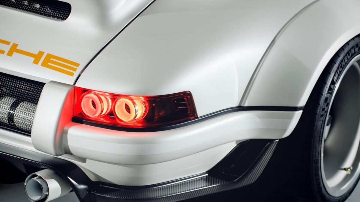 PORSCHE
