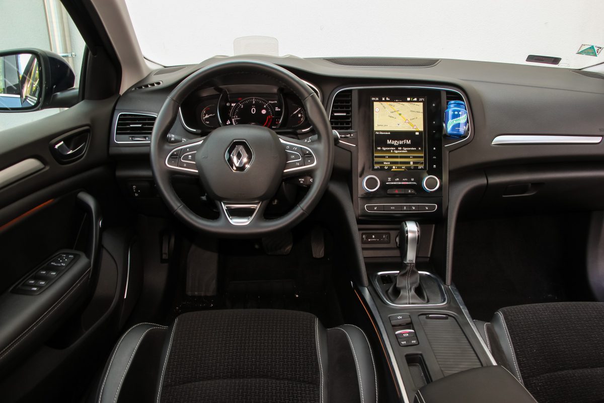 RENAULT MEGANE