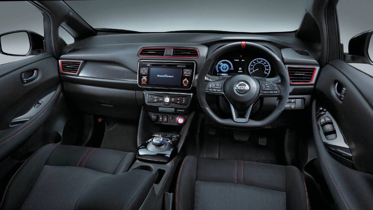 NISSAN LEAF