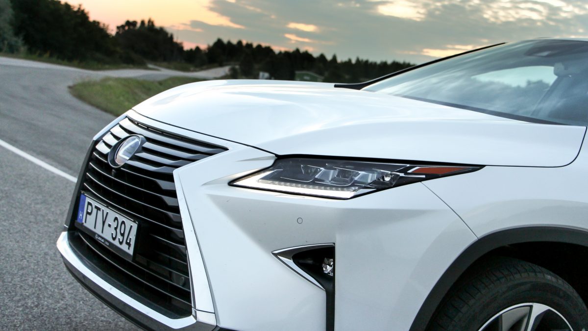 LEXUS RX