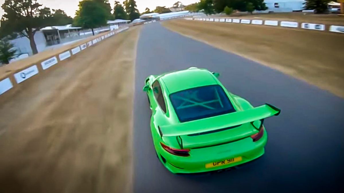 PORSCHE 911