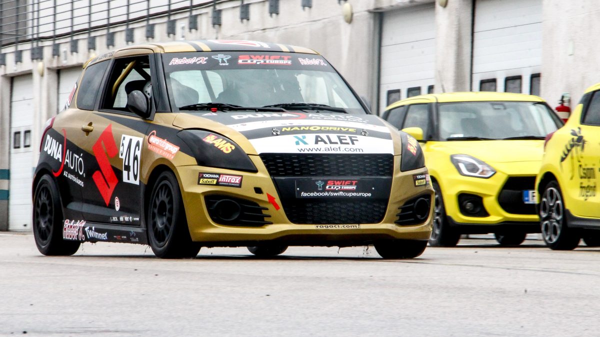 SUZUKI SWIFT