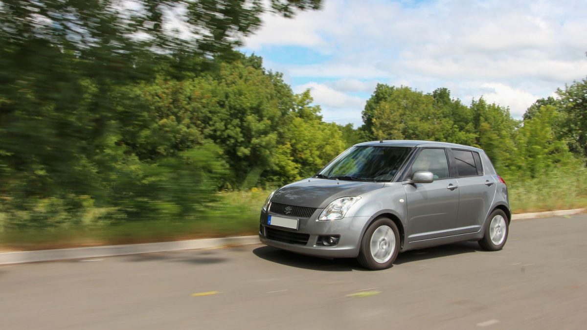 SUZUKI SWIFT