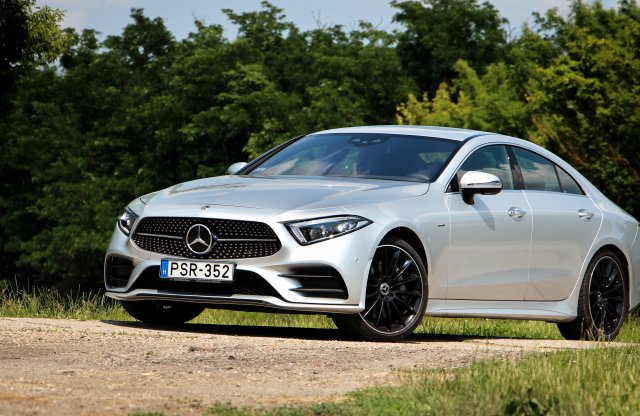 Nézését meg a járását - Mercedes-Benz CLS