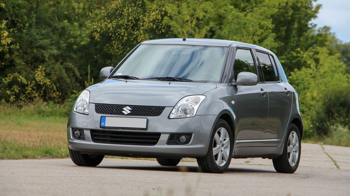 SUZUKI SWIFT