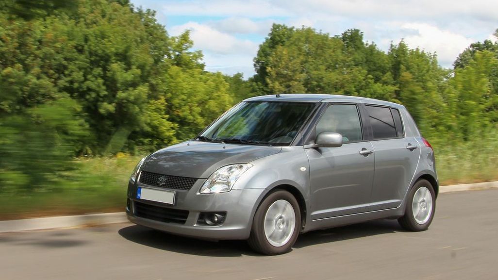 SUZUKI SWIFT