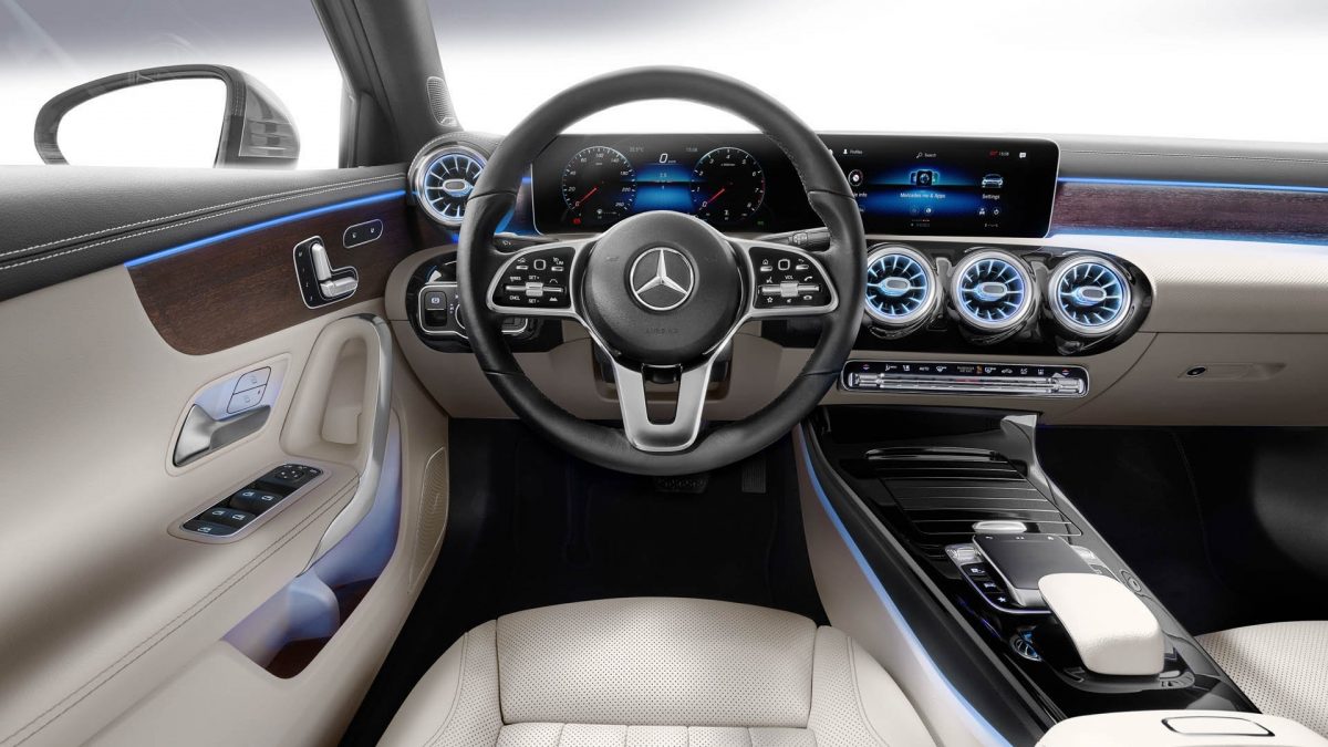 MERCEDES-BENZ A-OSZTÁLY