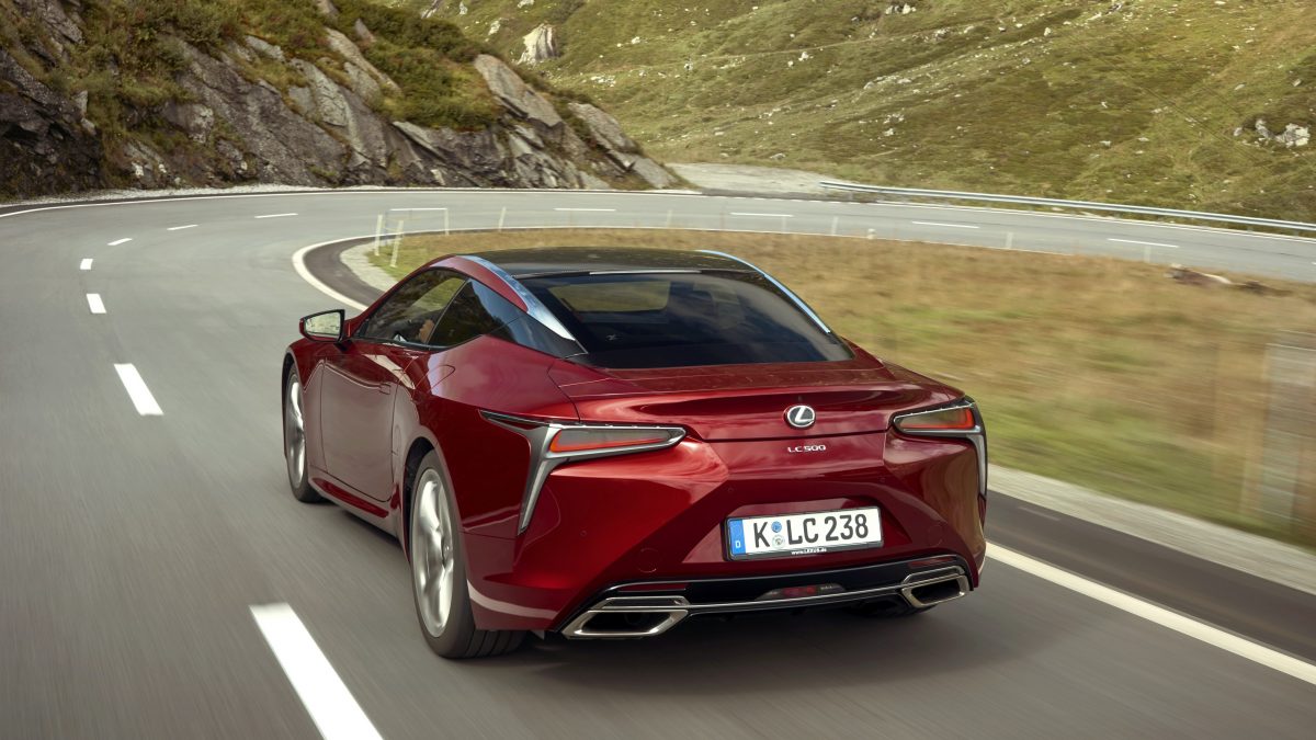 LEXUS