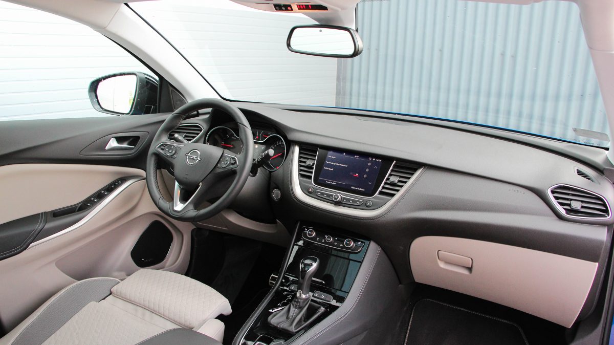OPEL GRANDLAND X
