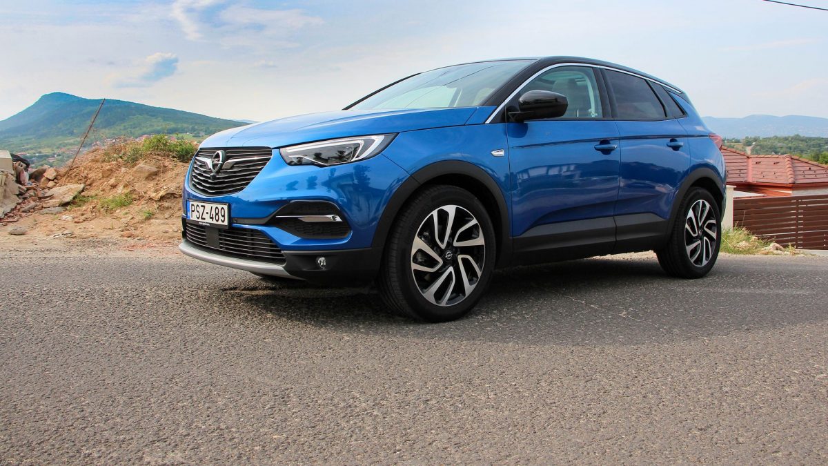 OPEL GRANDLAND X