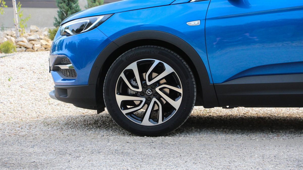 OPEL GRANDLAND X