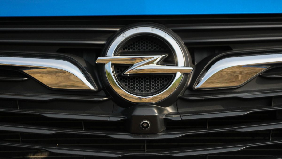 OPEL GRANDLAND X