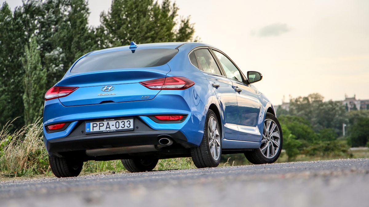 HYUNDAI I30