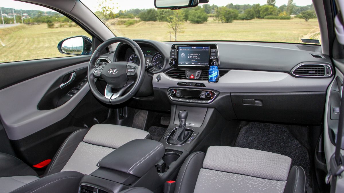 HYUNDAI I30