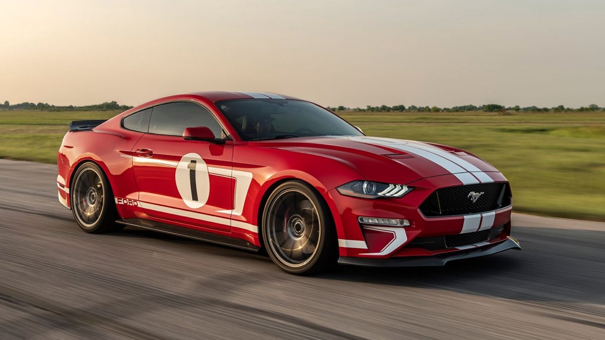 FORD MUSTANG