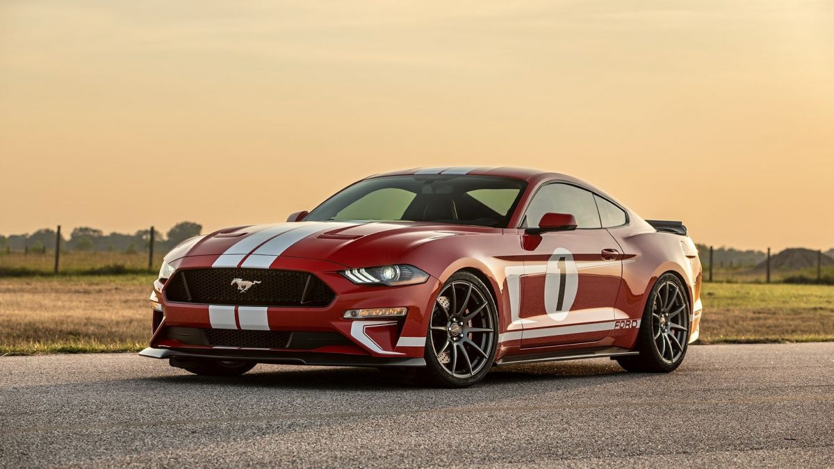 FORD MUSTANG