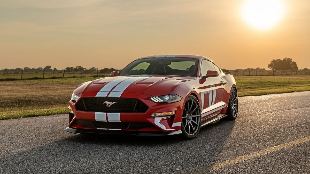 FORD MUSTANG