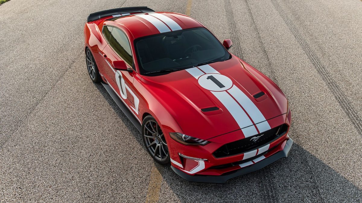 FORD MUSTANG