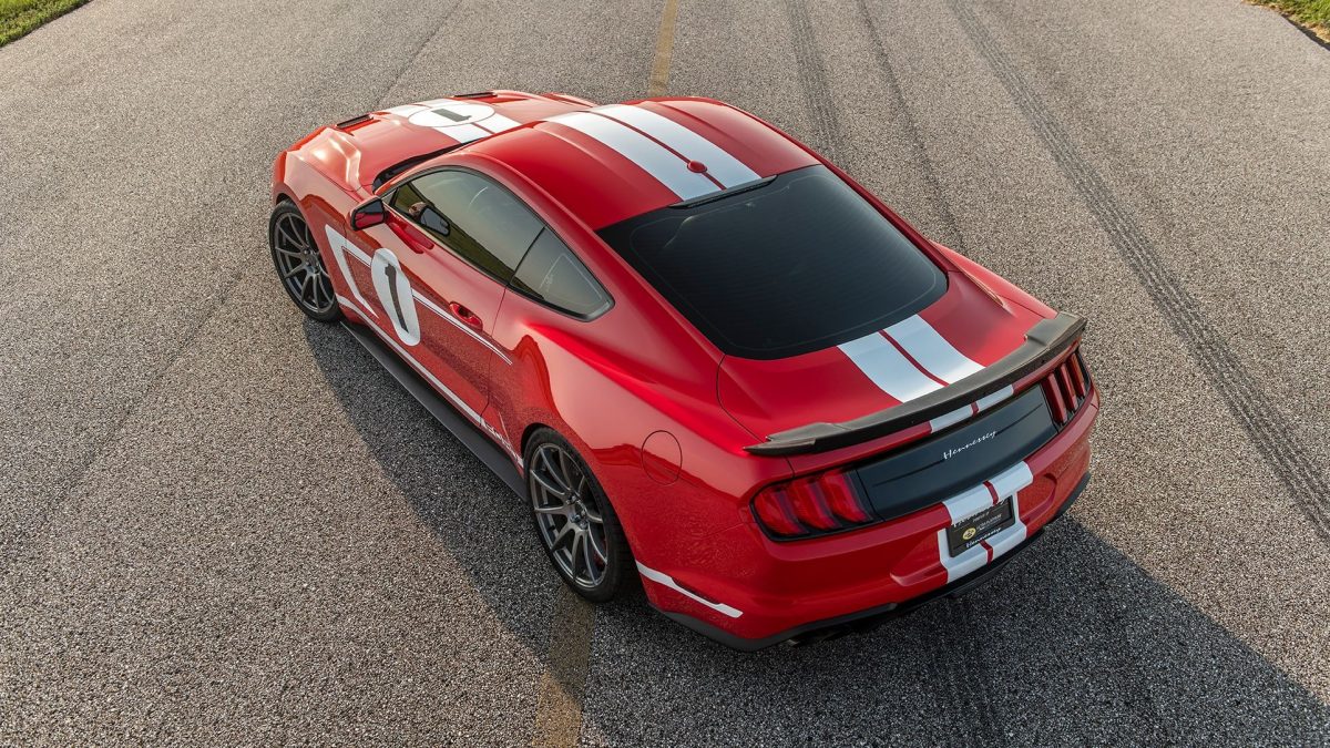 FORD MUSTANG