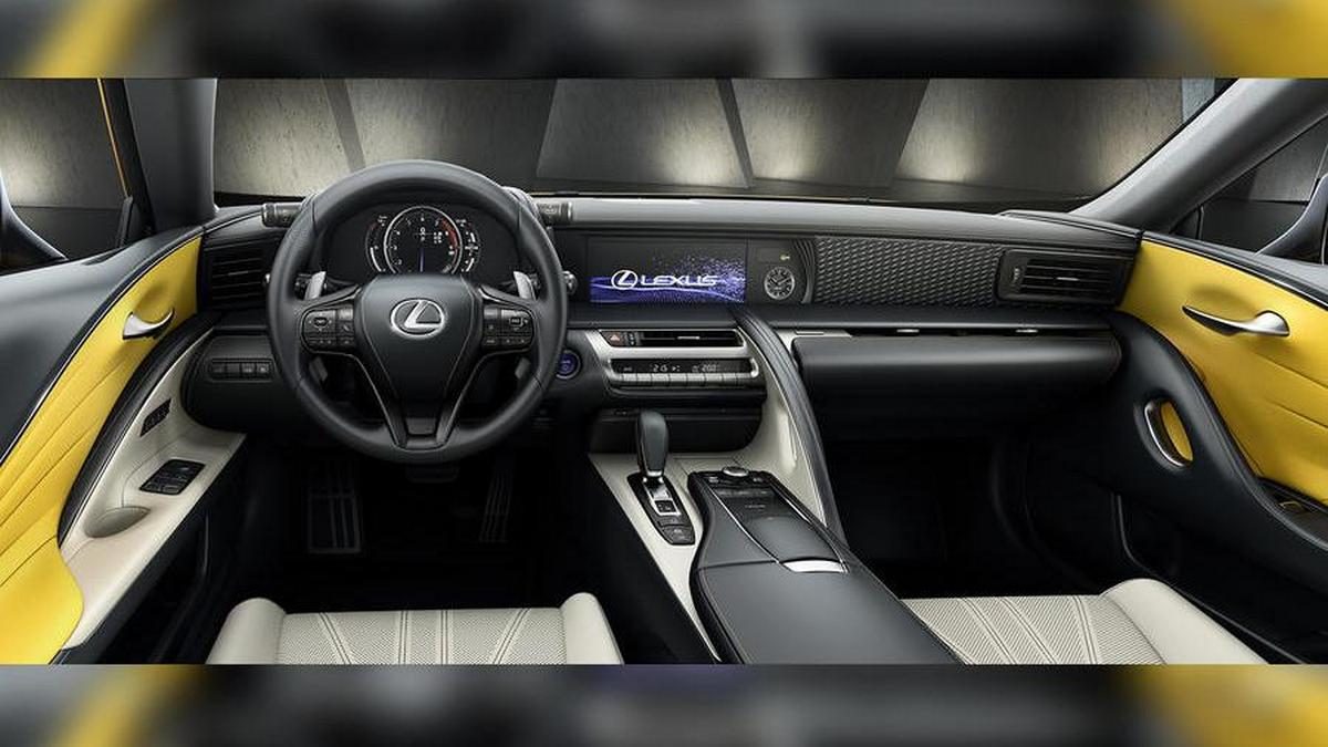 LEXUS