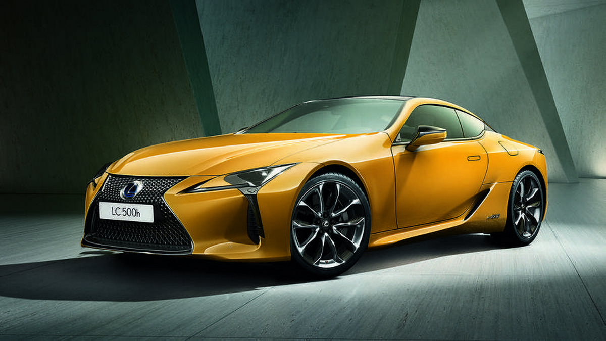 LEXUS