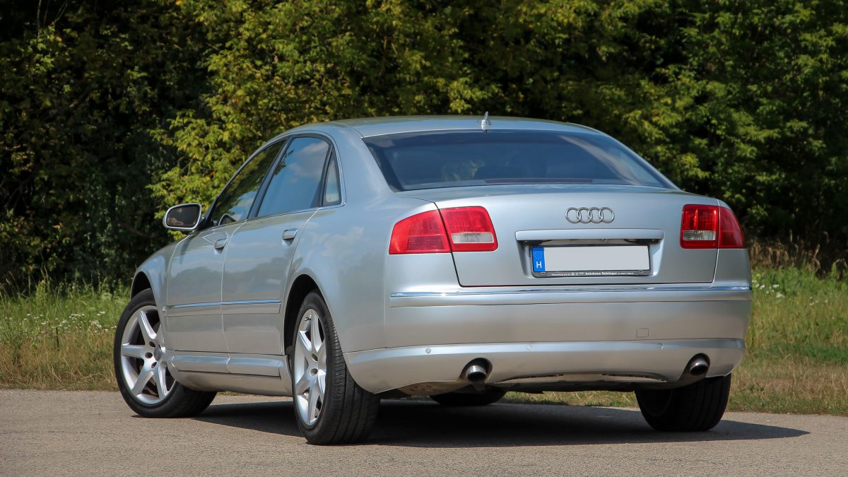 AUDI A8