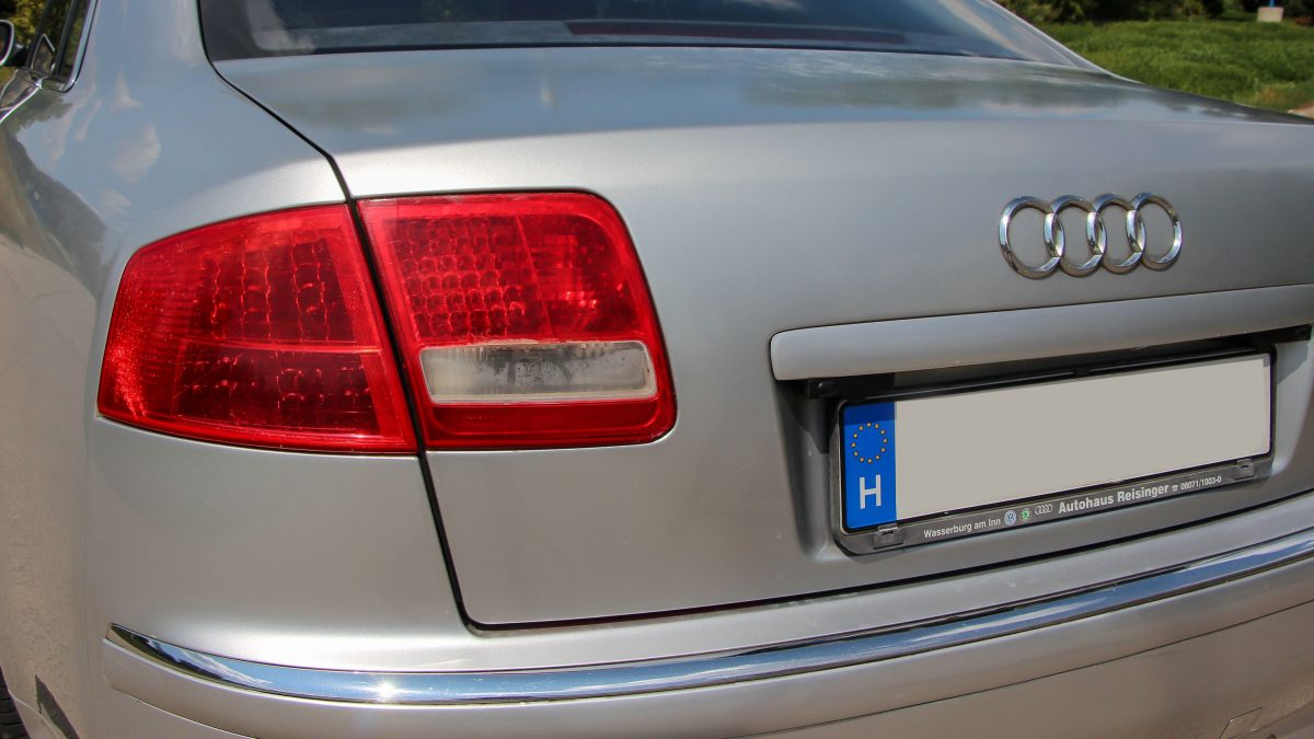 AUDI A8