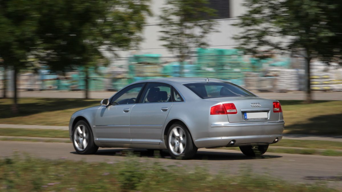 AUDI A8