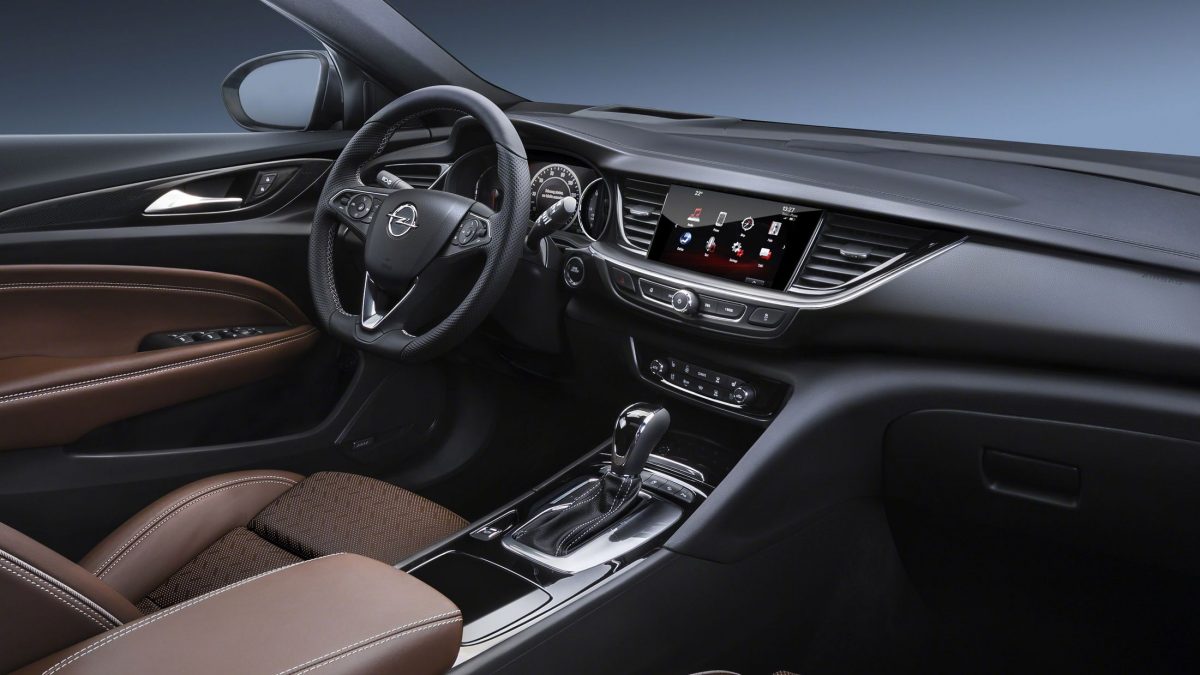 OPEL INSIGNIA