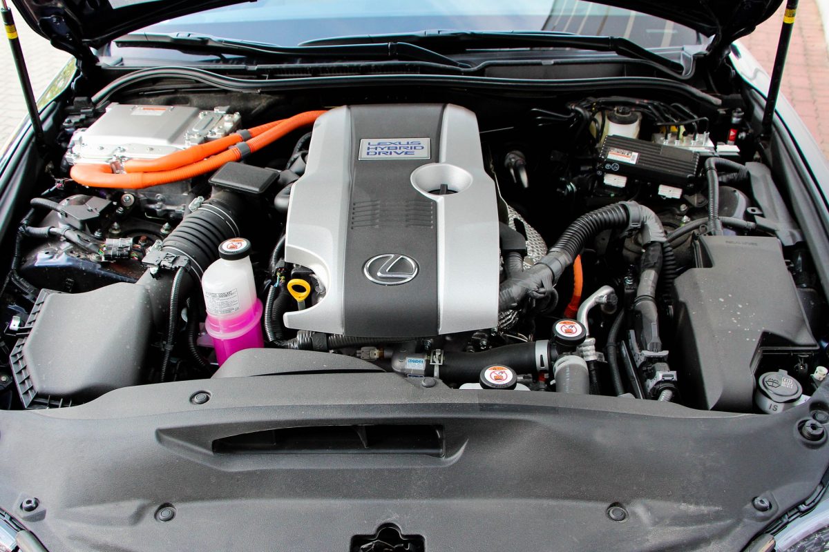 LEXUS IS