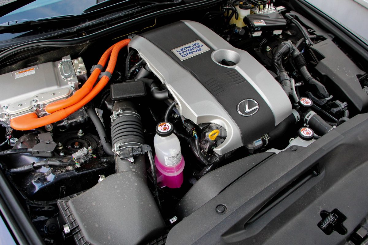 LEXUS IS