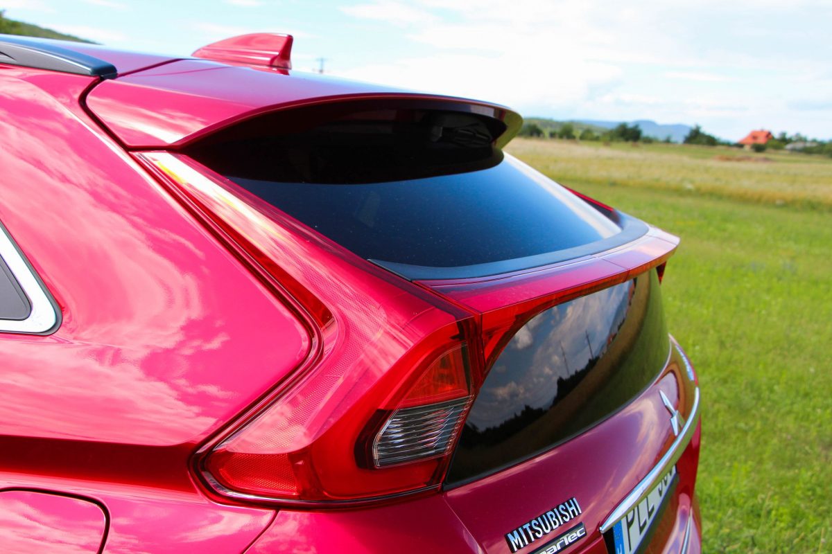 MITSUBISHI ECLIPSE CROSS