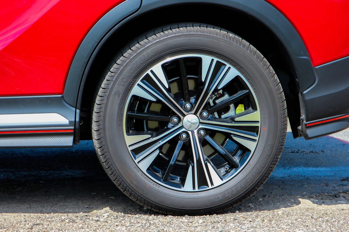 MITSUBISHI ECLIPSE CROSS